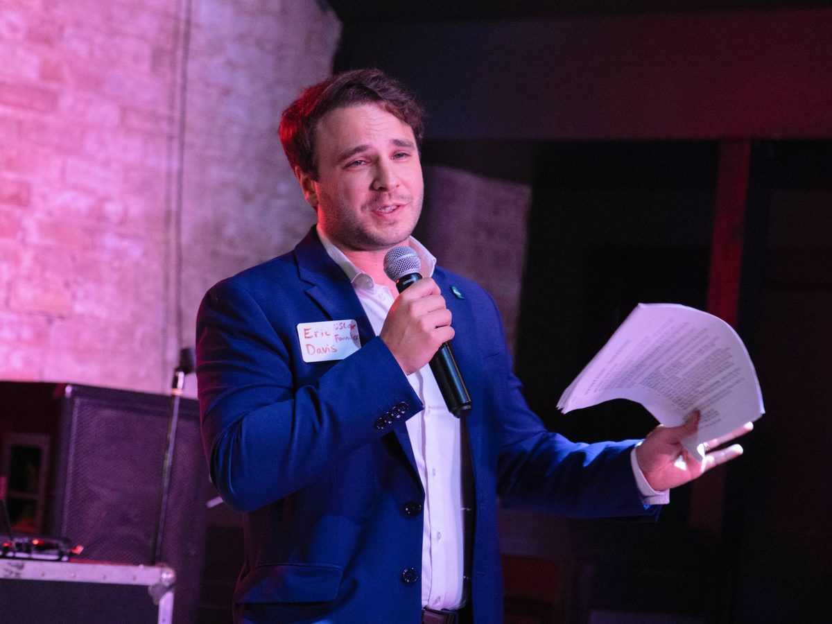 Eric Davis speaking at a USLege event in Austin, Texas